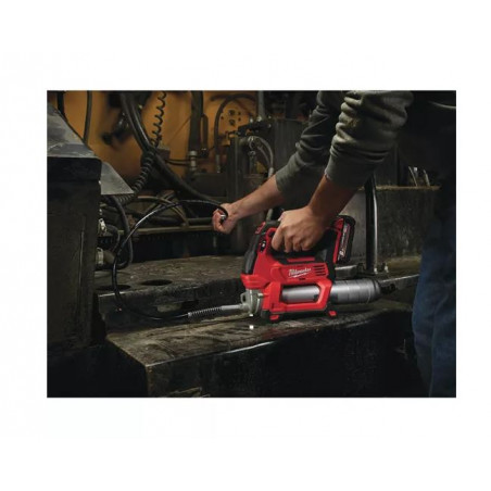 MILWAUKEE M18GG-0 PISTOLE ENGRAISSANTE 18V